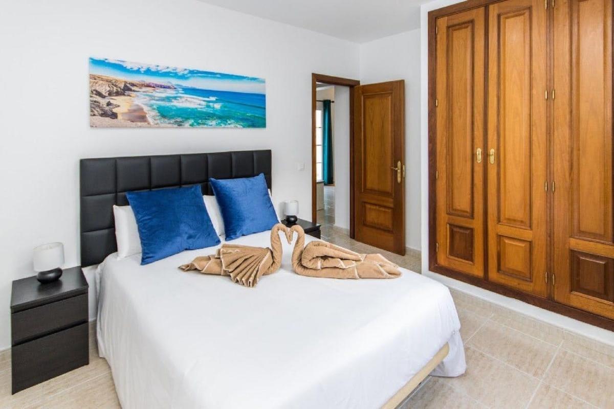 Apartamento Atenea San Bartolomé エクステリア 写真