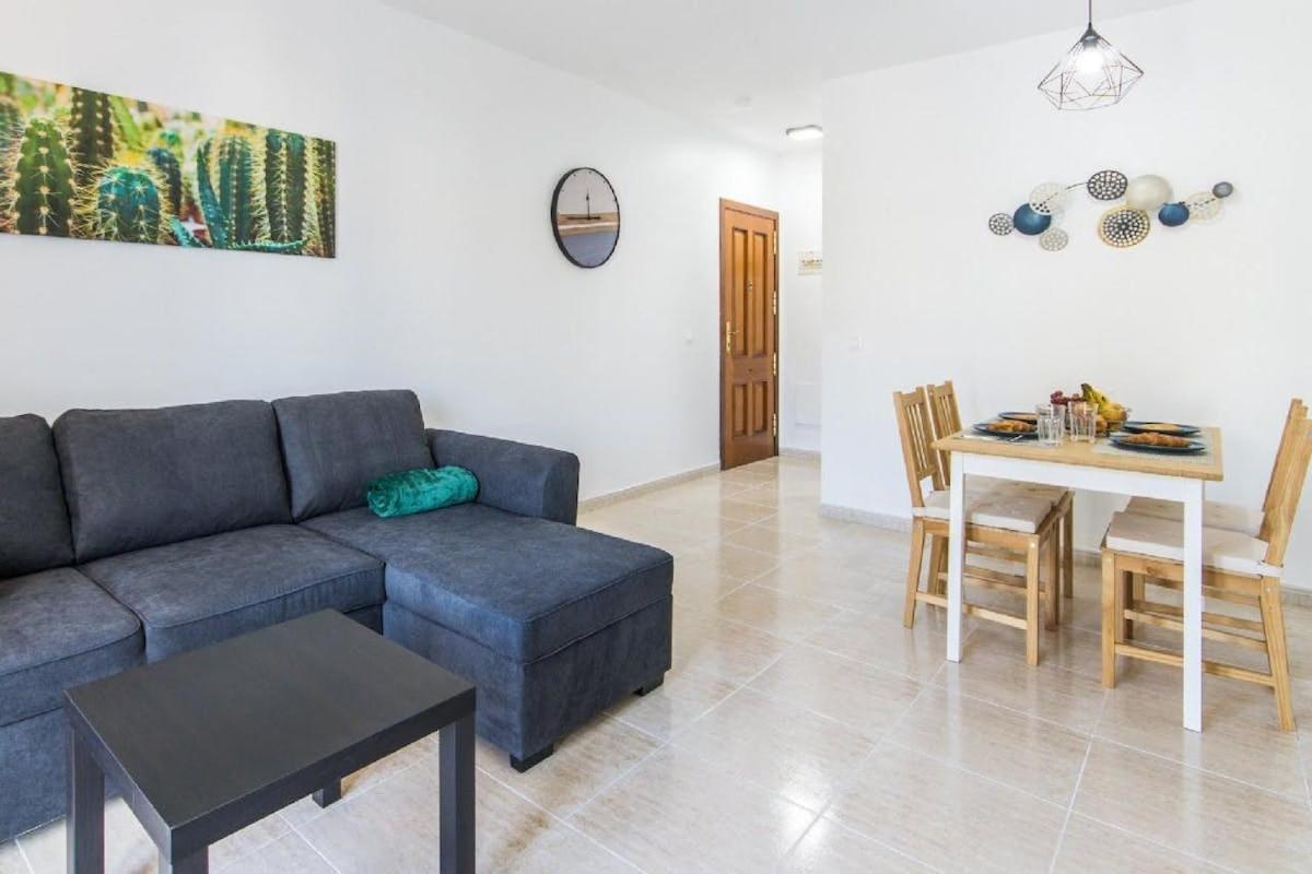 Apartamento Atenea San Bartolomé エクステリア 写真