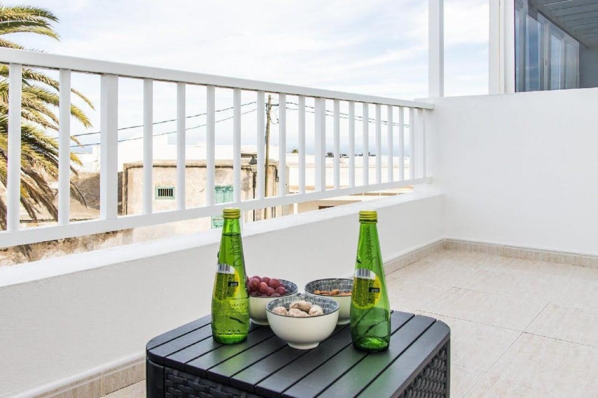 Apartamento Atenea San Bartolomé エクステリア 写真