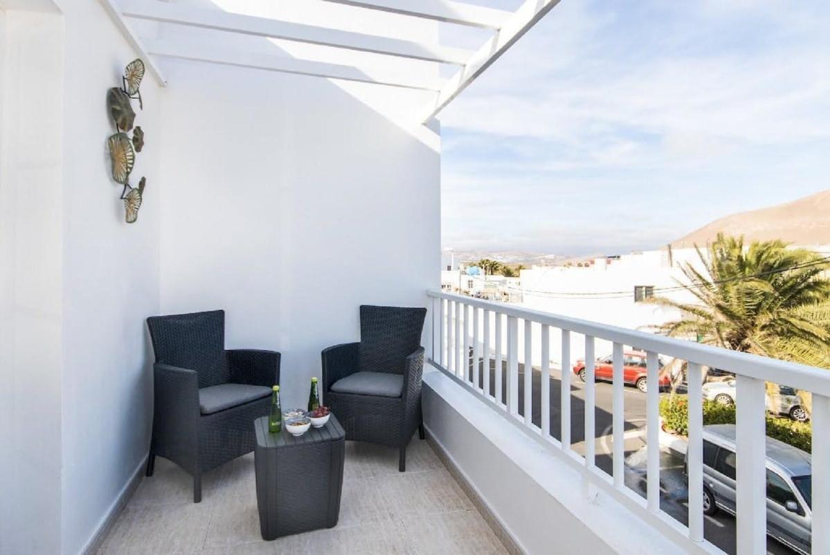 Apartamento Atenea San Bartolomé エクステリア 写真